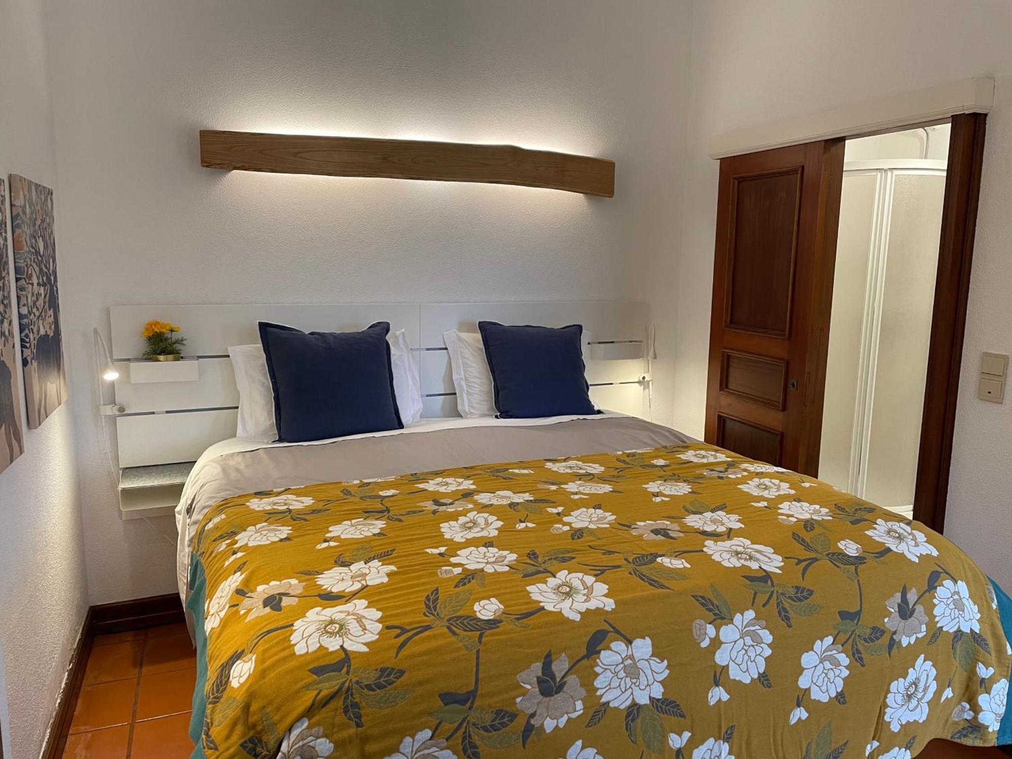 The Quixote House Bed & Breakfast Caminha Exterior photo